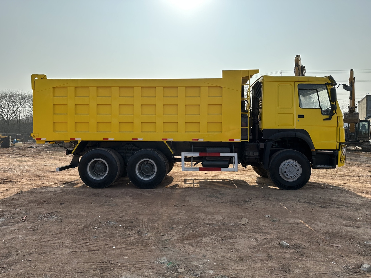 SINOTRUK Howo Dump truck 371 - Кипер: слика 4 SINOTRUK Howo Dump truck 371 - Кипер: слика 4