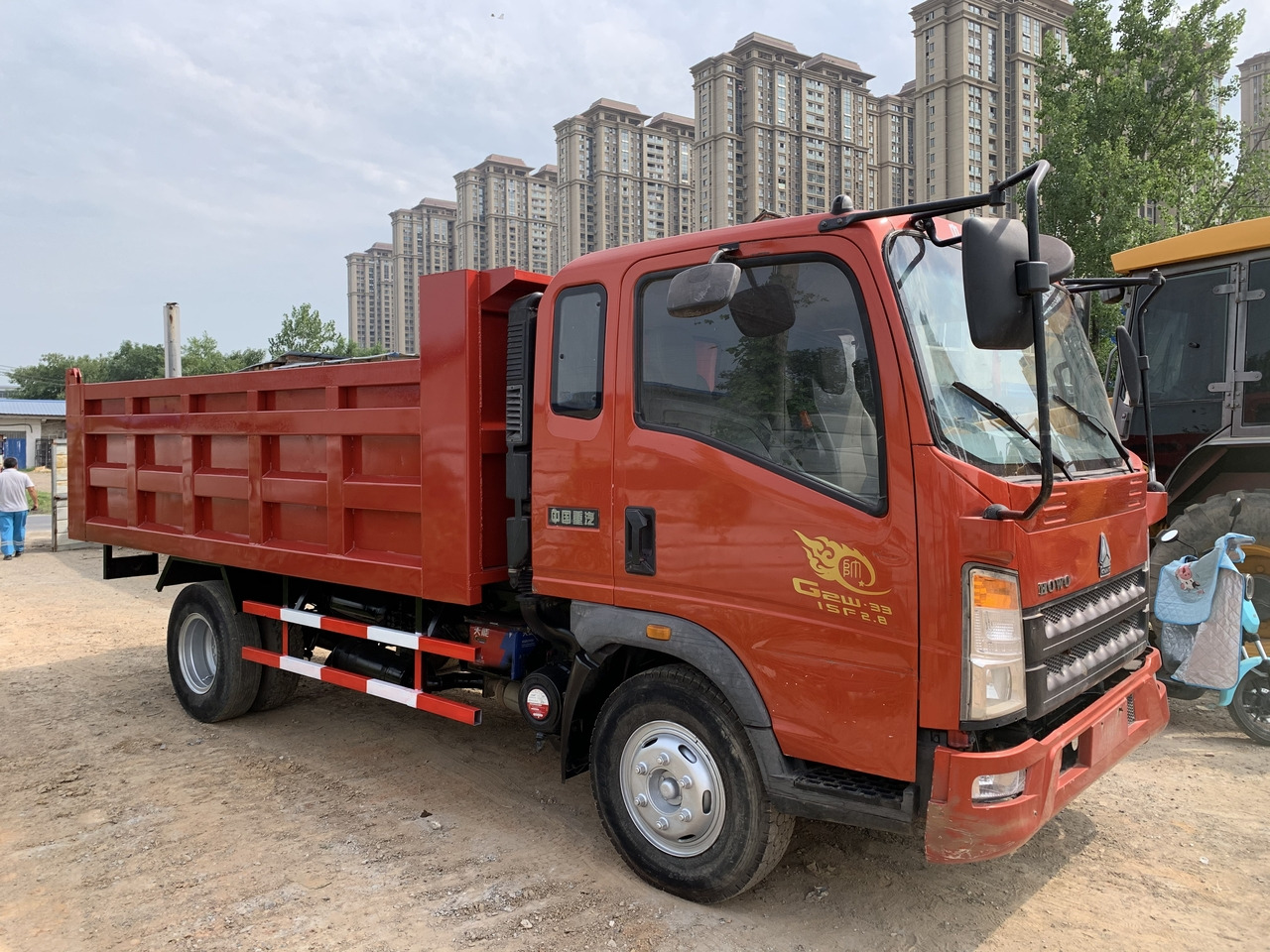 SINOTRUK Howo Dump truck 4x2 - Кипер: слика 2 SINOTRUK Howo Dump truck 4x2 - Кипер: слика 2