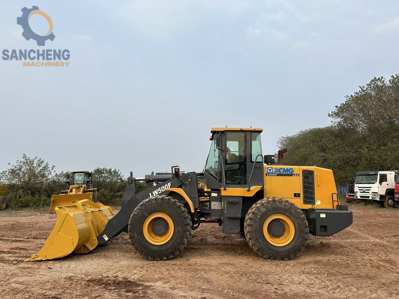 XCMG LW500F - Натоварувач на тркала: слика 1 XCMG LW500F - Натоварувач на тркала: слика 1