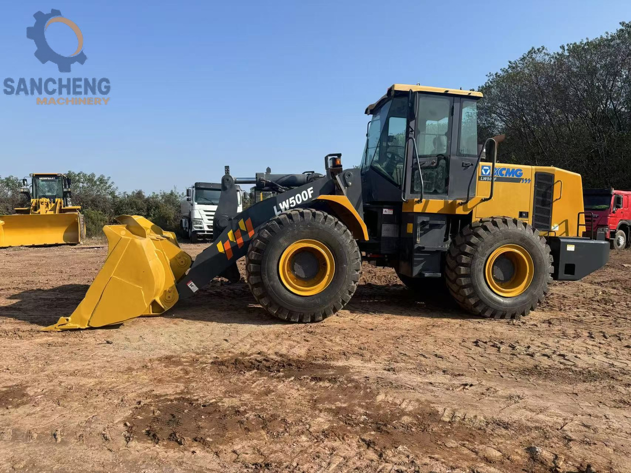 XCMG LW500F - Натоварувач на тркала: слика 1 XCMG LW500F - Натоварувач на тркала: слика 1
