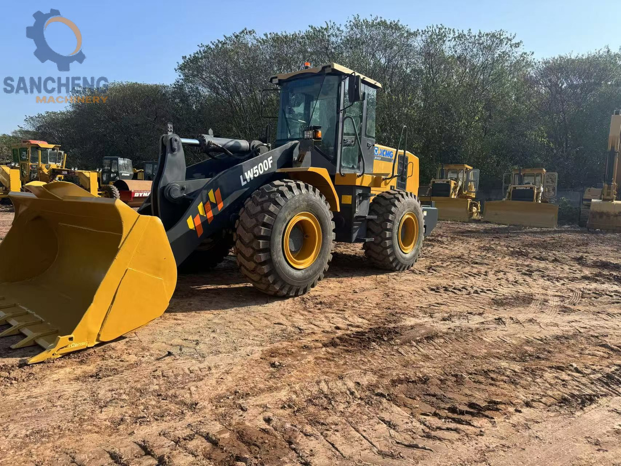 XCMG LW500F - Натоварувач на тркала: слика 2 XCMG LW500F - Натоварувач на тркала: слика 2