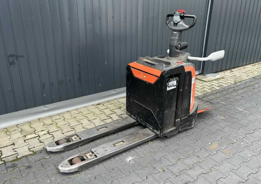BT LPE200 - Вилушкар за палети: слика 1 BT LPE200 - Вилушкар за палети: слика 1