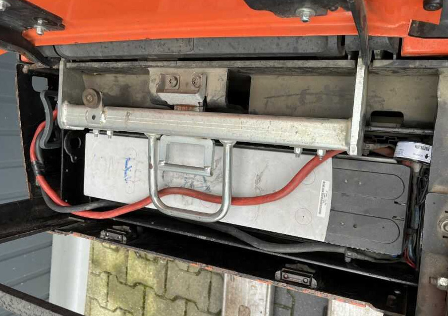 BT LPE200 - Вилушкар за палети: слика 5 BT LPE200 - Вилушкар за палети: слика 5