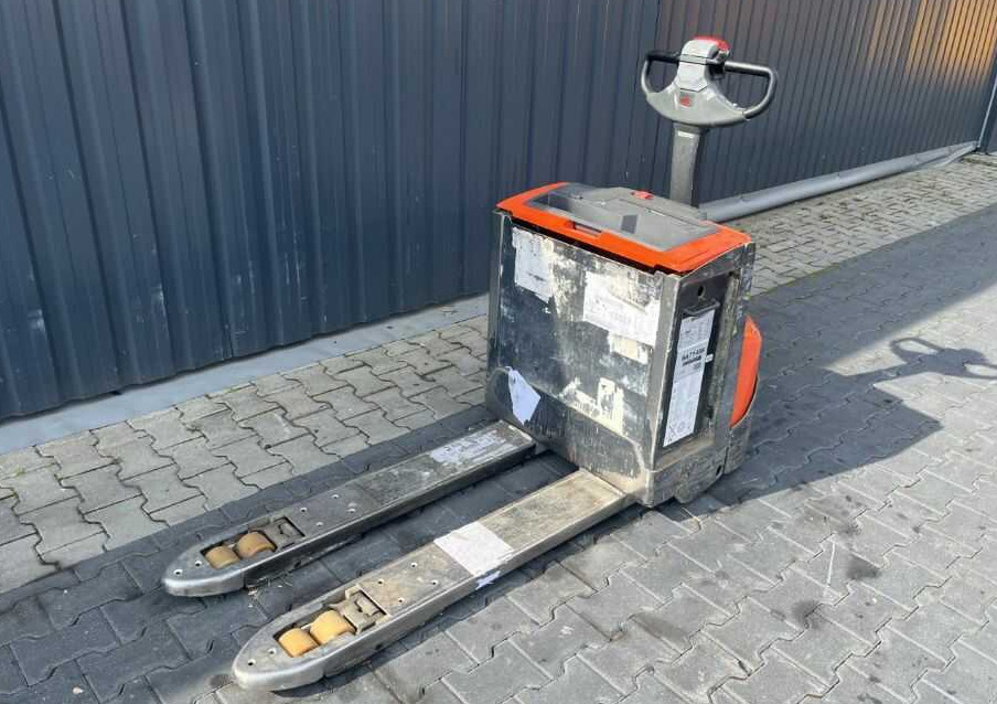 BT LWE250 - Вилушкар за палети: слика 1 BT LWE250 - Вилушкар за палети: слика 1