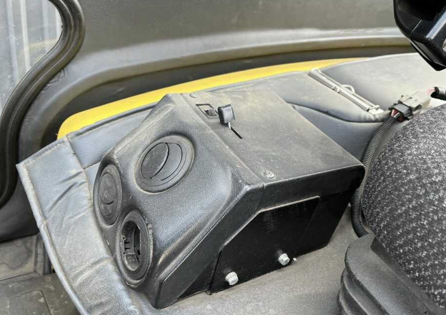 Електричен вилушкар Hyster J3.0XN: слика 6