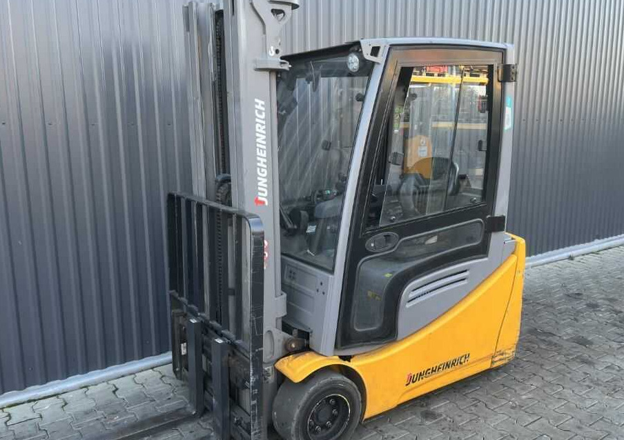 Jungheinrich EFG220 - Електричен вилушкар: слика 1 Jungheinrich EFG220 - Електричен вилушкар: слика 1