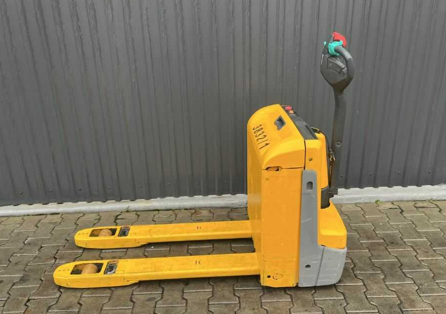 Jungheinrich EJE114 - Вилушкар за палети: слика 2 Jungheinrich EJE114 - Вилушкар за палети: слика 2