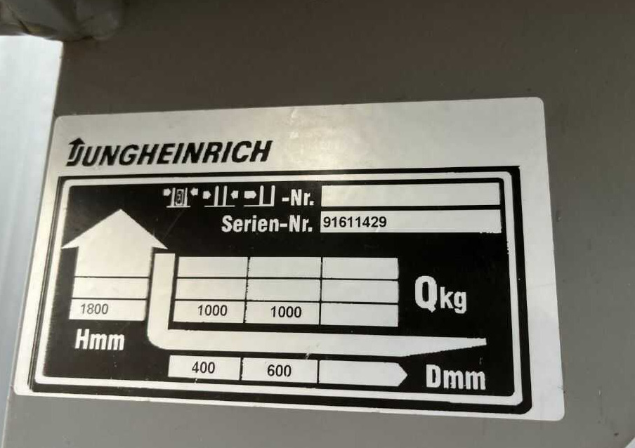 Вилушкар за подигање роба Jungheinrich EKS110: слика 7 Вилушкар за подигање роба Jungheinrich EKS110: слика 7