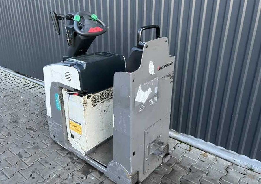 Jungheinrich EZS130 - Тракторче за влечење: слика 3 Jungheinrich EZS130 - Тракторче за влечење: слика 3