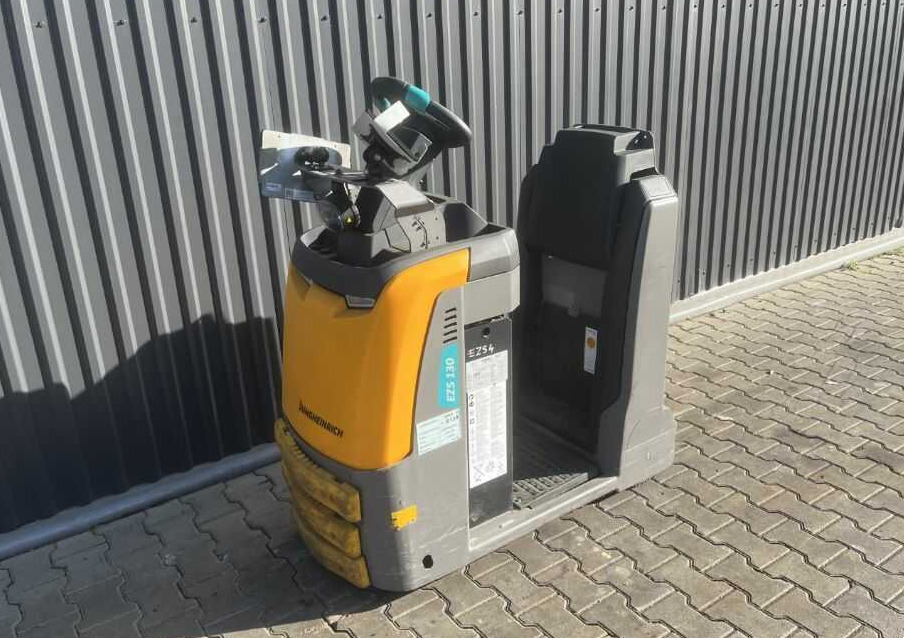 Jungheinrich EZS130 - Тракторче за влечење: слика 1 Jungheinrich EZS130 - Тракторче за влечење: слика 1