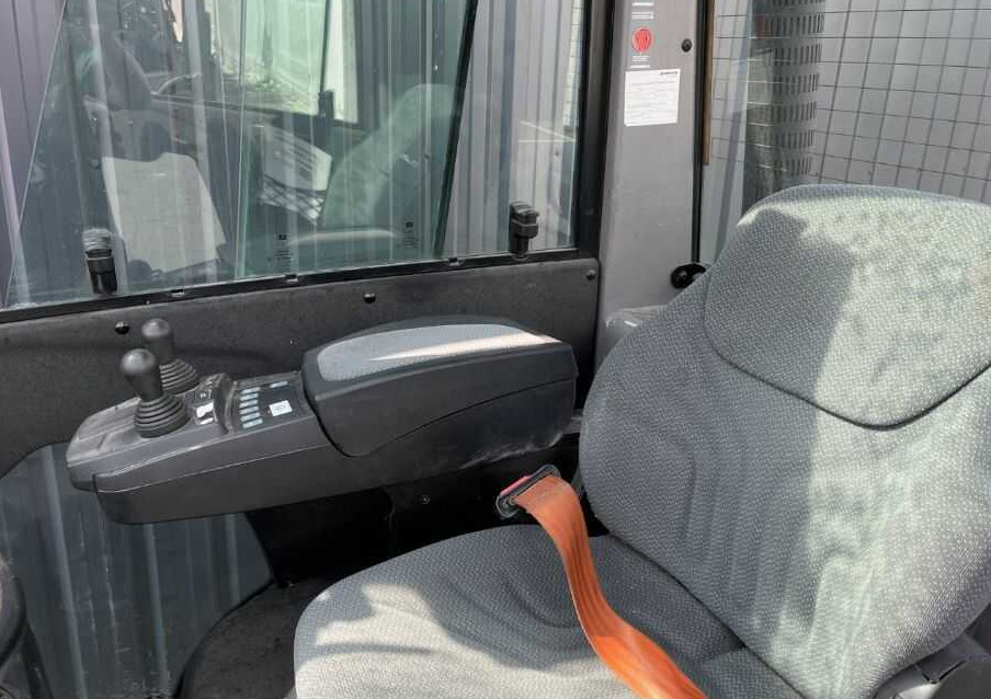 Плински вилушкар Jungheinrich TFG425s: слика 7