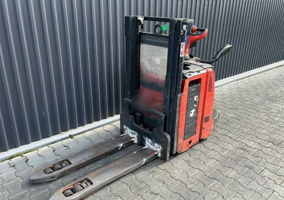 Linde D12AP - Сложувач: слика 1 Linde D12AP - Сложувач: слика 1