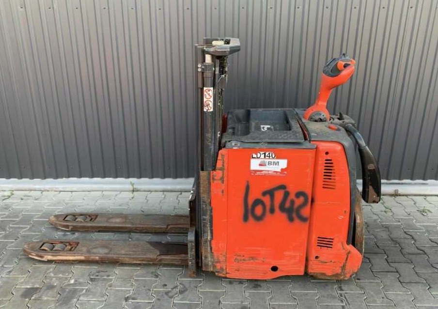 Linde D12AP - Сложувач: слика 2 Linde D12AP - Сложувач: слика 2
