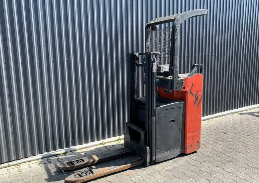 Linde D12S - Сложувач: слика 1 Linde D12S - Сложувач: слика 1