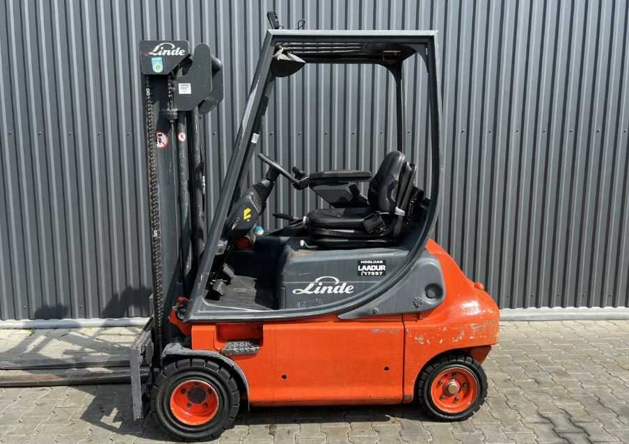 Linde E20P-02 - Електричен вилушкар: слика 2 Linde E20P-02 - Електричен вилушкар: слика 2