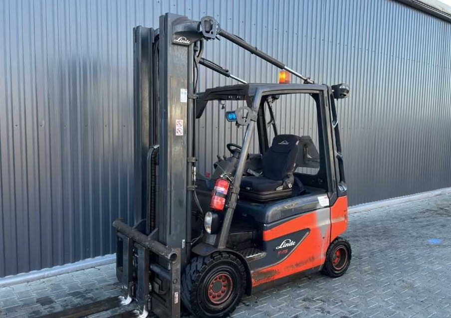 Linde E25-01 - Електричен вилушкар: слика 1 Linde E25-01 - Електричен вилушкар: слика 1