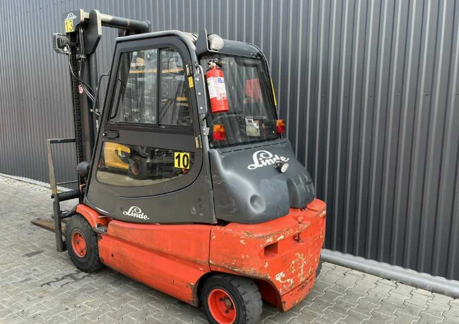 Linde E30-03 - Електричен вилушкар: слика 3 Linde E30-03 - Електричен вилушкар: слика 3