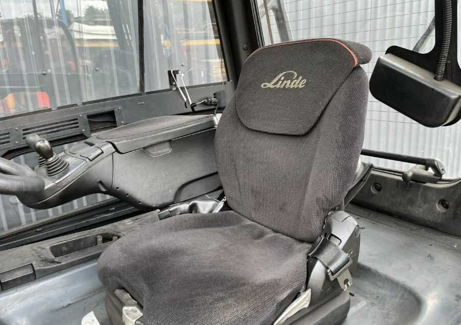 Лизинг на  Linde E35HL-01 Linde E35HL-01: слика 10
