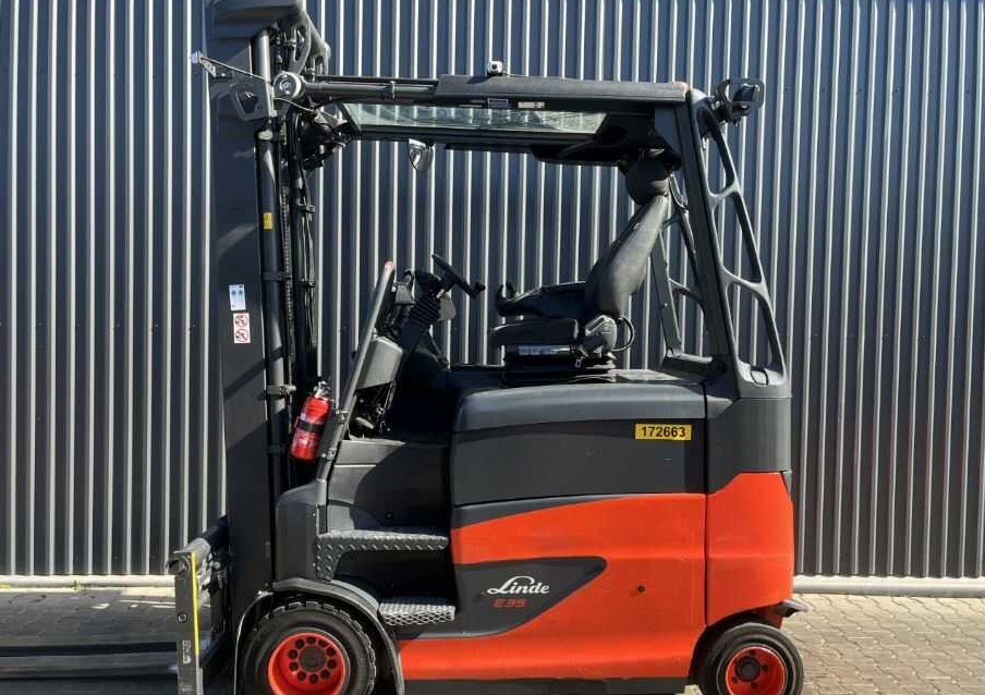 Linde E35RHL-01 - Електричен вилушкар: слика 2 Linde E35RHL-01 - Електричен вилушкар: слика 2