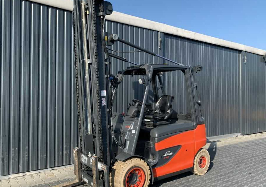 Linde E40H-01/600 - Електричен вилушкар: слика 1 Linde E40H-01/600 - Електричен вилушкар: слика 1