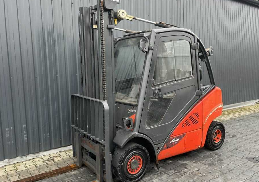 Linde H25D-02 - Дизел вилушкар: слика 1 Linde H25D-02 - Дизел вилушкар: слика 1