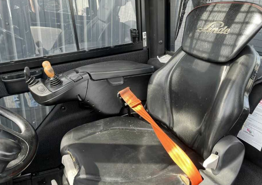 Лизинг на Linde H25T-02 Linde H25T-02: слика 8 Лизинг на Linde H25T-02 Linde H25T-02: слика 8
