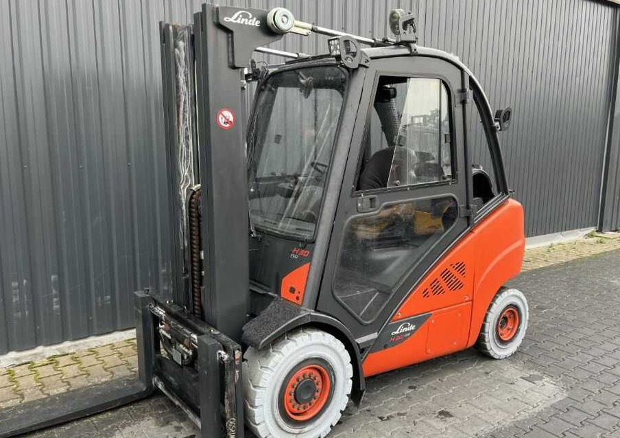 Linde H30T-02 - Плински вилушкар: слика 1 Linde H30T-02 - Плински вилушкар: слика 1