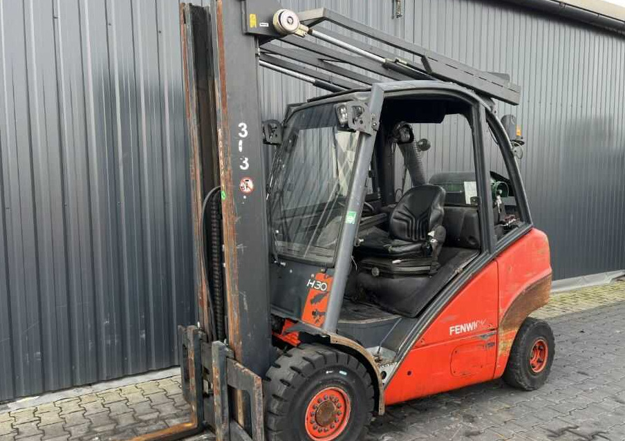 Linde H30T - Плински вилушкар: слика 1 Linde H30T - Плински вилушкар: слика 1