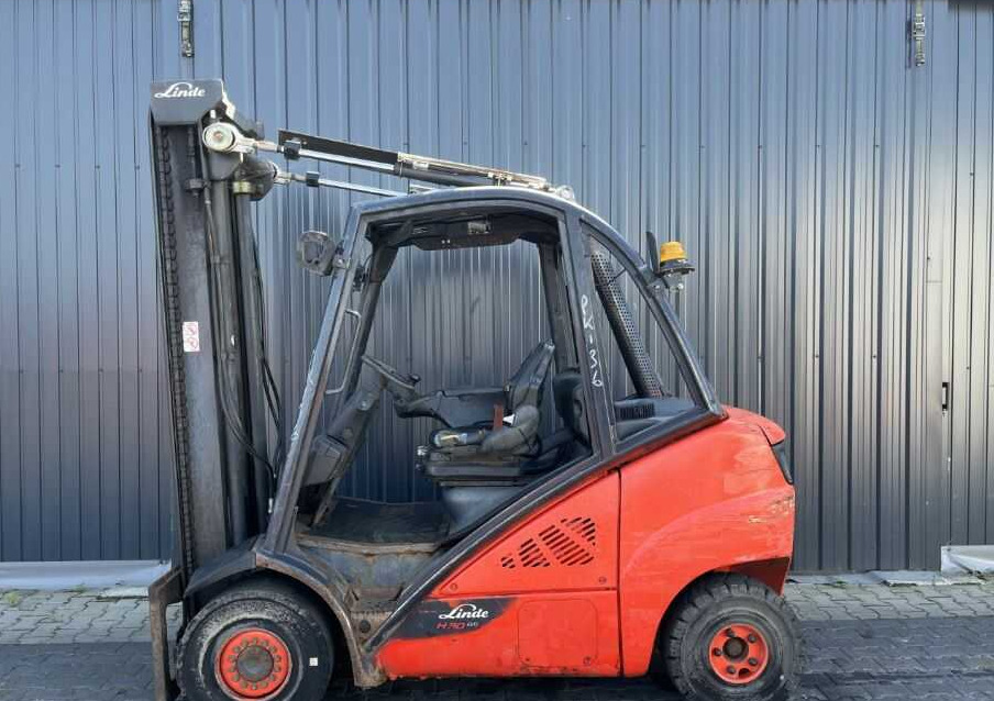 Linde H35D-02 - Дизел вилушкар: слика 2 Linde H35D-02 - Дизел вилушкар: слика 2