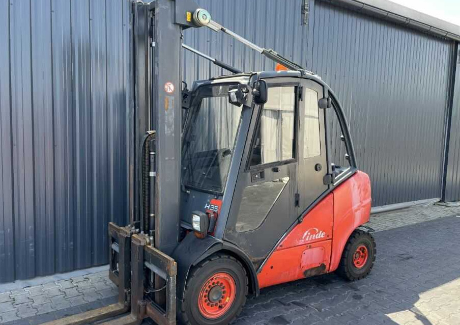Linde H35D - Дизел вилушкар: слика 1 Linde H35D - Дизел вилушкар: слика 1