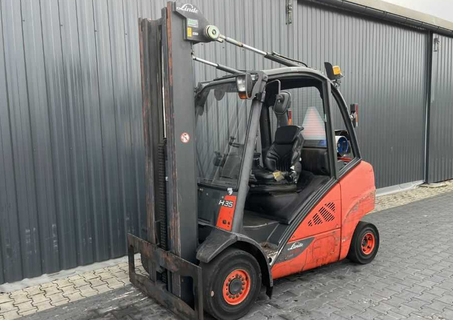 Linde H35T-01 - Плински вилушкар: слика 1 Linde H35T-01 - Плински вилушкар: слика 1