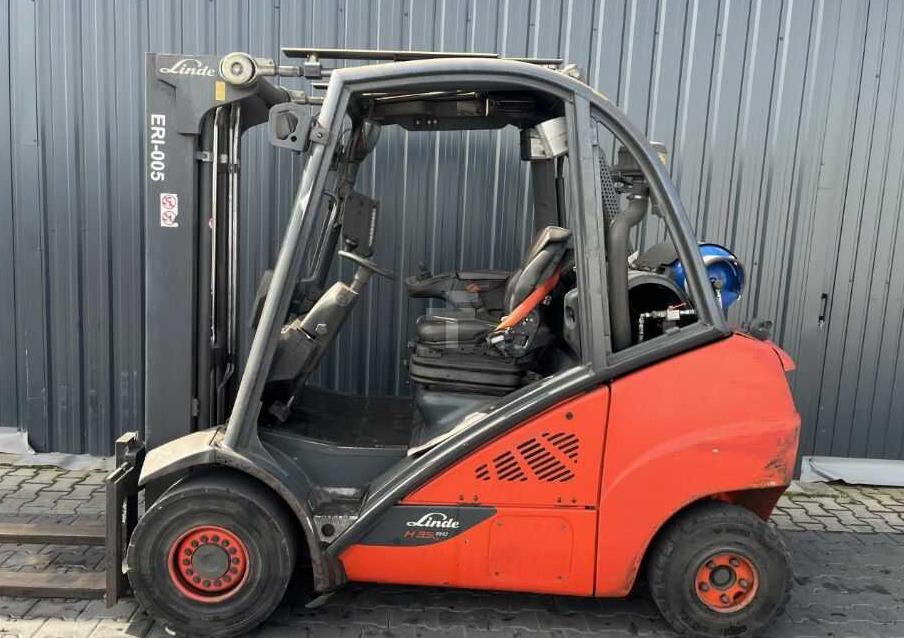 Linde H35T-02 - Плински вилушкар: слика 2 Linde H35T-02 - Плински вилушкар: слика 2