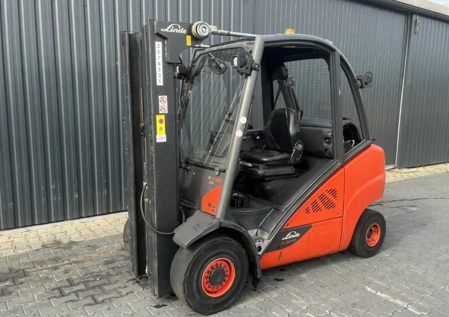 Linde H35T-02 - Плински вилушкар: слика 1 Linde H35T-02 - Плински вилушкар: слика 1