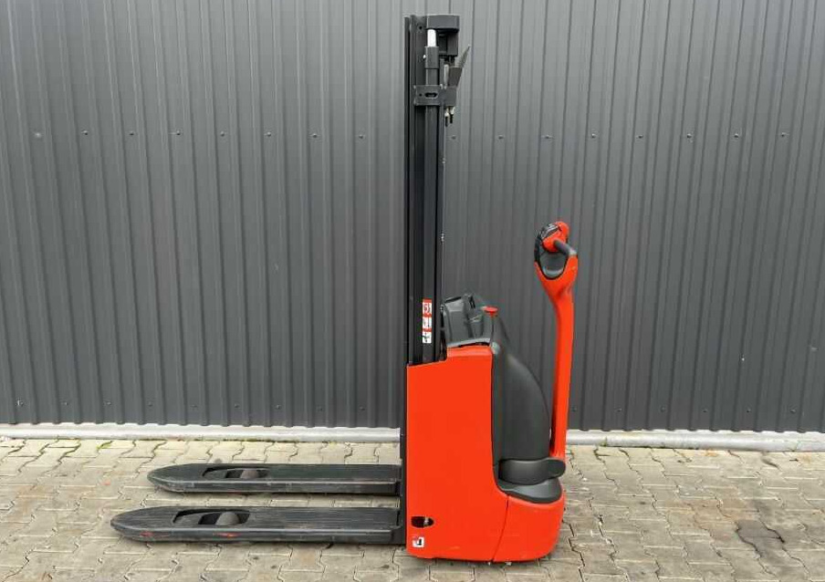 Linde L12 - Сложувач: слика 2 Linde L12 - Сложувач: слика 2