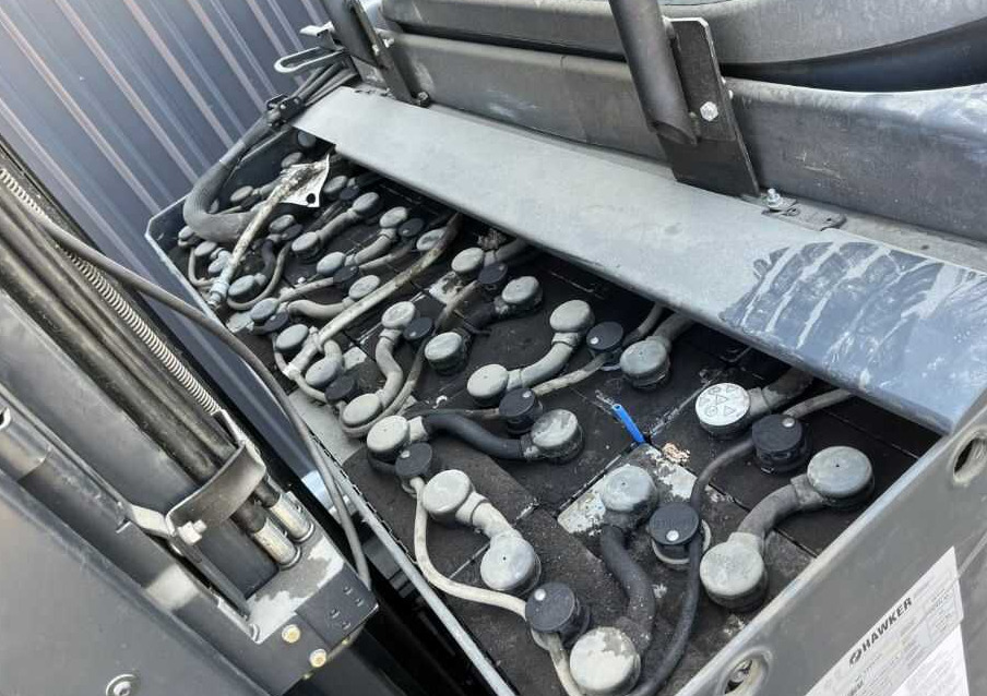 Вилушкар со подигнување Linde R14-01: слика 8 Вилушкар со подигнување Linde R14-01: слика 8