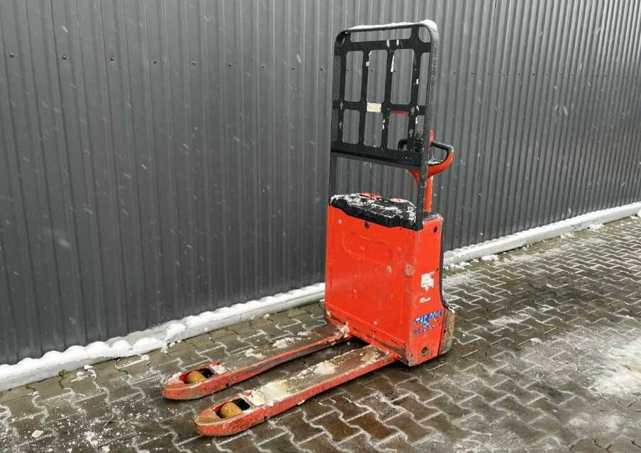 Linde T16 - Вилушкар за палети: слика 1 Linde T16 - Вилушкар за палети: слика 1