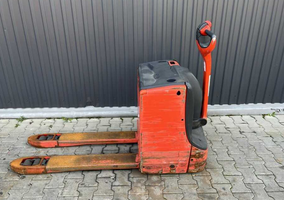 Linde T18 - Вилушкар за палети: слика 2 Linde T18 - Вилушкар за палети: слика 2