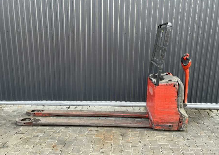 Linde T20 - Вилушкар за палети: слика 2 Linde T20 - Вилушкар за палети: слика 2