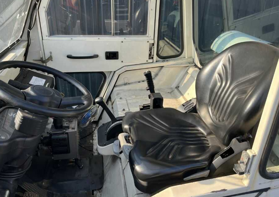 Toyota 2TG20 - Тракторче за влечење: слика 4 Toyota 2TG20 - Тракторче за влечење: слика 4