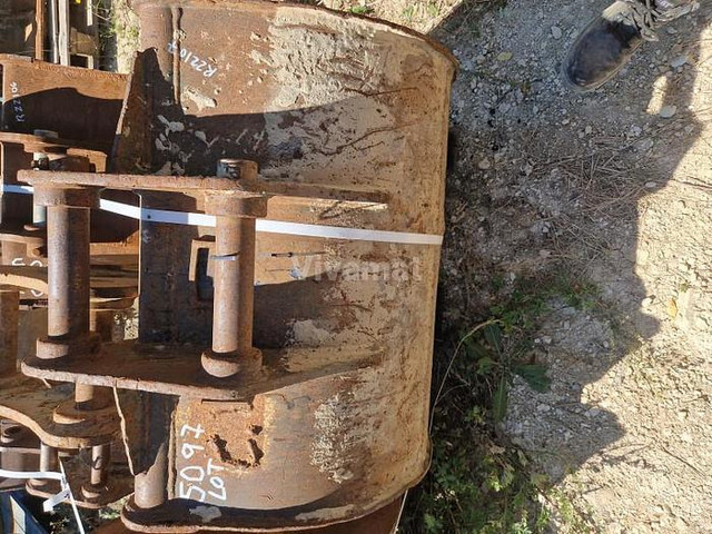 Attache à Axe Attache à Axe de 45 - Корпа: слика 2 Attache à Axe Attache à Axe de 45 - Корпа: слика 2