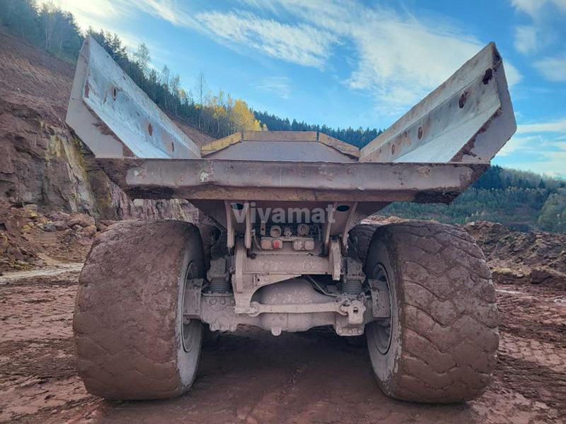 Caterpillar 745C - Градинарски ситнач за земја: слика 4 Caterpillar 745C - Градинарски ситнач за земја: слика 4