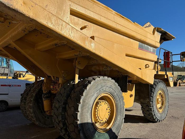 Caterpillar 771D - Истоварувач: слика 4 Caterpillar 771D - Истоварувач: слика 4