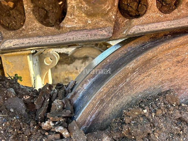 Лизинг на Caterpillar 973C Caterpillar 973C: слика 11 Лизинг на Caterpillar 973C Caterpillar 973C: слика 11