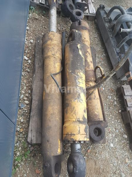 LIEBHERR A914 - Хидрауличен цилиндар за Градежна машина: слика 1 LIEBHERR A914 - Хидрауличен цилиндар за Градежна машина: слика 1