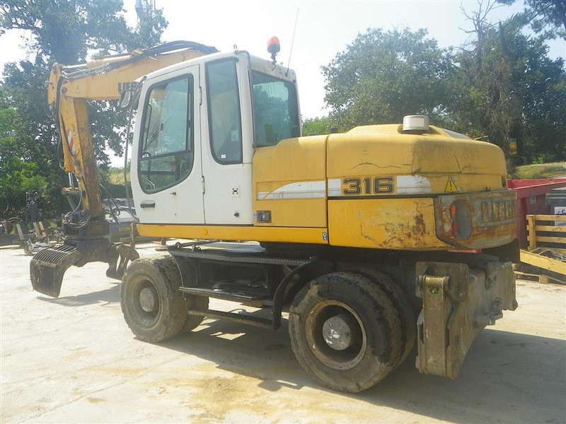 Liebherr A316Li - Багер: слика 2 Liebherr A316Li - Багер: слика 2