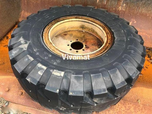 Michelin 17,5 R 25 Xmine D2 - Гуми и бандажи: слика 4 Michelin 17,5 R 25 Xmine D2 - Гуми и бандажи: слика 4