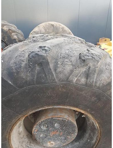 Michelin 18R19.5XF - Гуми и бандажи: слика 5 Michelin 18R19.5XF - Гуми и бандажи: слика 5