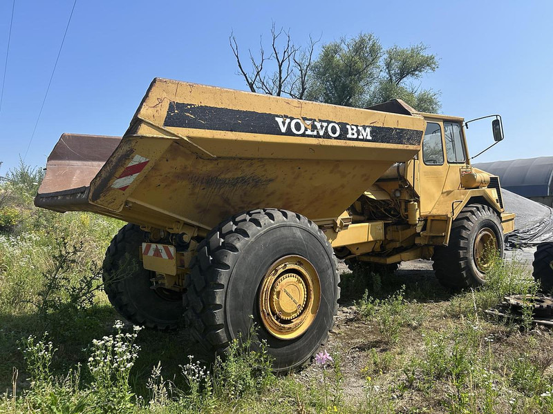 Volvo A25BM - Градинарски ситнач за земја: слика 3 Volvo A25BM - Градинарски ситнач за земја: слика 3