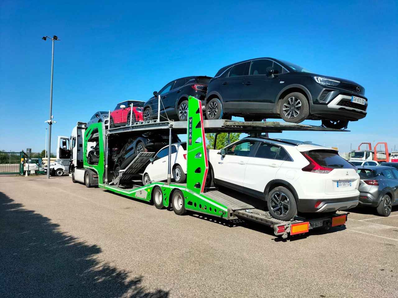 Car Carrier  - Автотранспортна полуприколка: слика 5 Car Carrier  - Автотранспортна полуприколка: слика 5