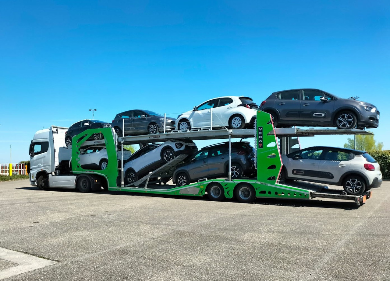 Car Carrier  - Автотранспортна полуприколка: слика 2 Car Carrier  - Автотранспортна полуприколка: слика 2